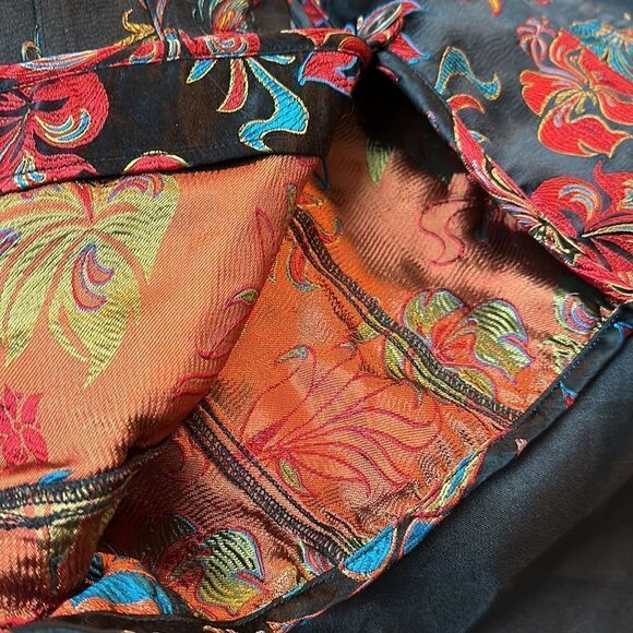 Chico back and vibrant colors embroidered tropical flowers - Chico size 0 - Picture 9 of 9
